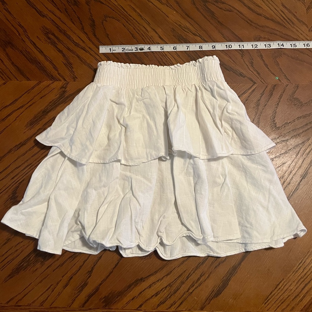 Princess Polly White Tiered Ruffle Mini Skirt - size 2